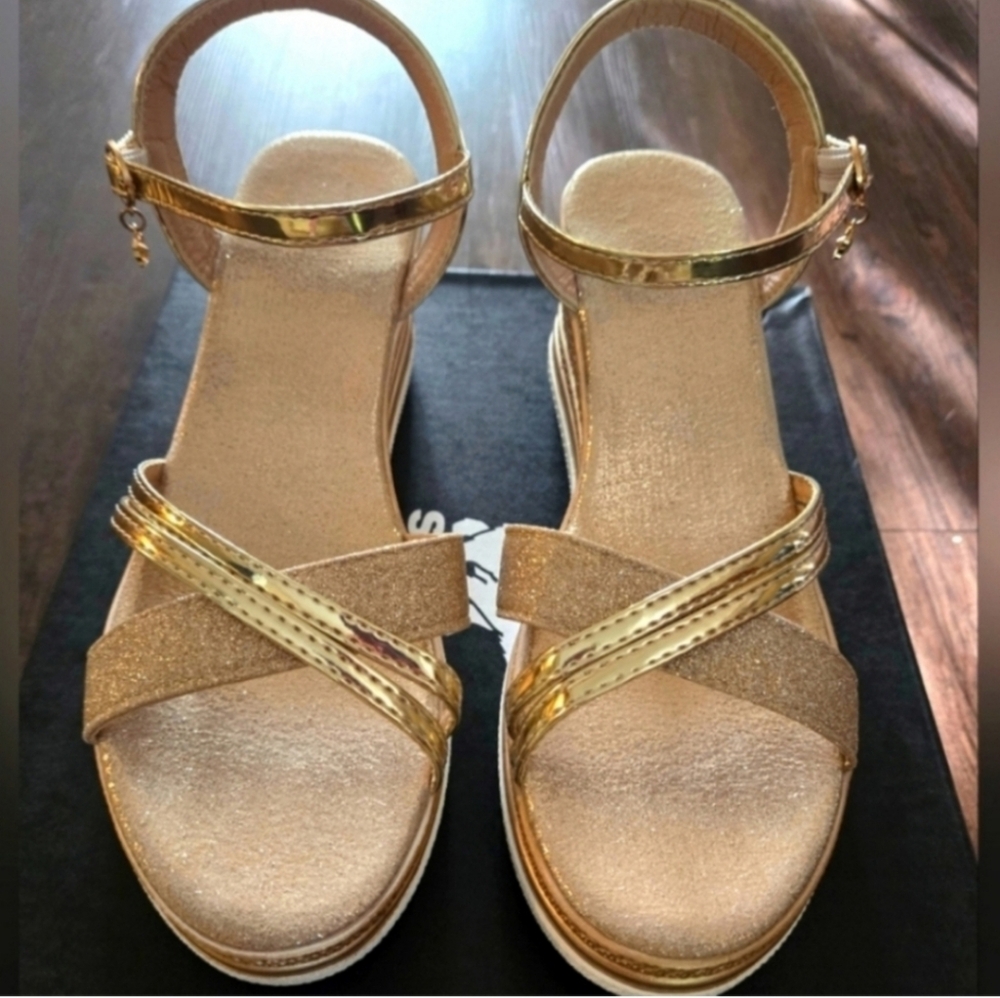 Lightweight 3in Gold Sparkly Wedge Heel - Never Worn